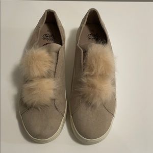 Pom Pom shoes
